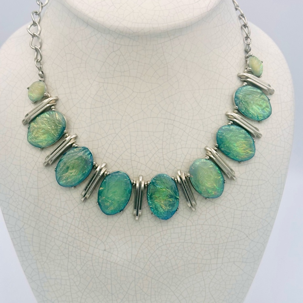 Elegant Statement Silver and Blue Green Iridescent Necklace